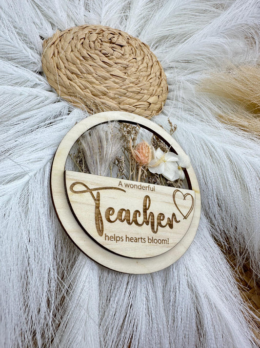 Engraved Wood Teacher Magnet: Dried Flower Keepsake