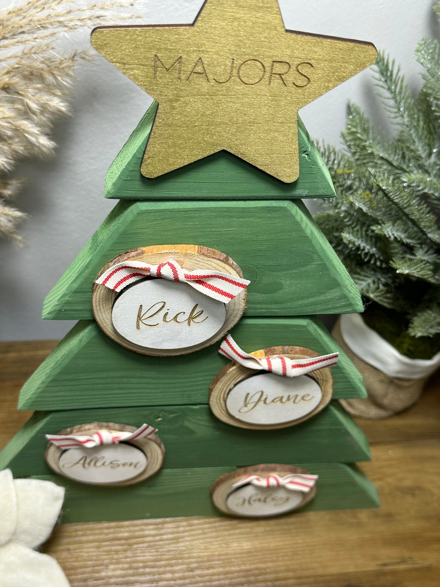 Wood Plank Tabletop Christmas Tree with Ornaments | Rustic Holiday Decor | Personalized Farmhouse Christmas Tree